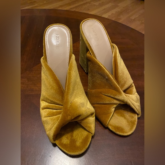 Forever 21 Shoes - Forever 21 vintage style wrap heels